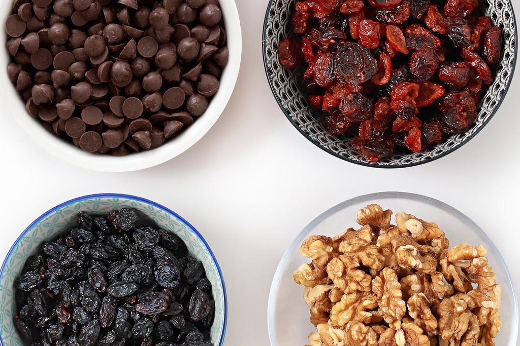 Chocolate Chip Walnut Trail Mix Read & Be Well Canyon Ranch