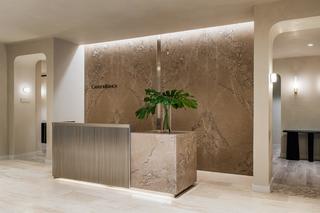 A woman using the TPX bands at Canyon Ranch Fort Worth